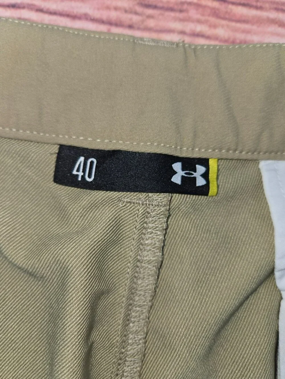 Under Armour Mens Khaki Golf Shorts 40